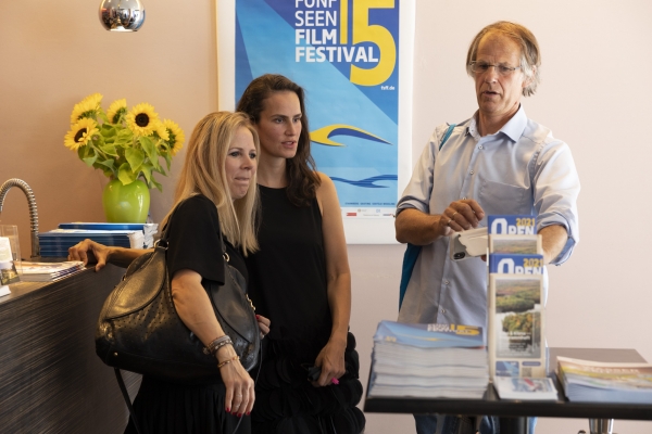 Dachs Drebuchpreis Jury: Dr. Franziska an der Gassen, Saralisa Volm, Roland Zag (© Jörg Reuther)